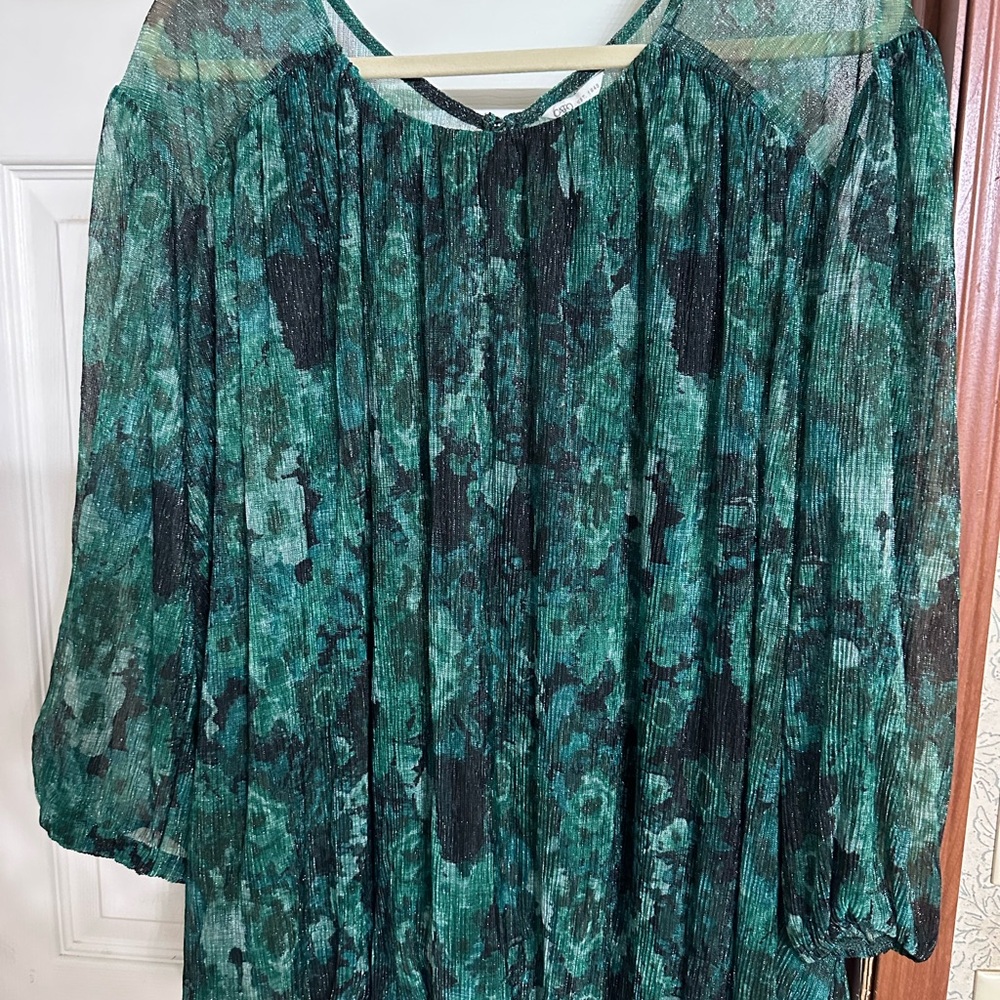 Elegant Green Women's Top